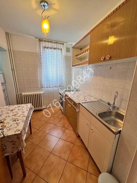 Dristor, Bd. Camil Ressu, langa metrou Dristor, proaspat igienizat.