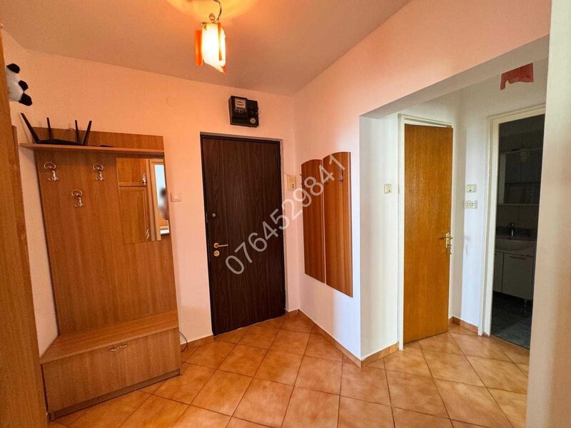 Dristor, Bd. Camil Ressu, langa metrou Dristor, proaspat igienizat.